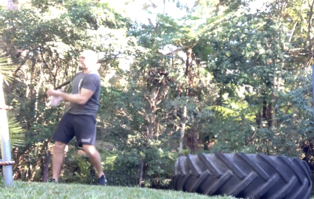 Steel mace figure 8 tyre slams Steel mace figure 8 tyre slams